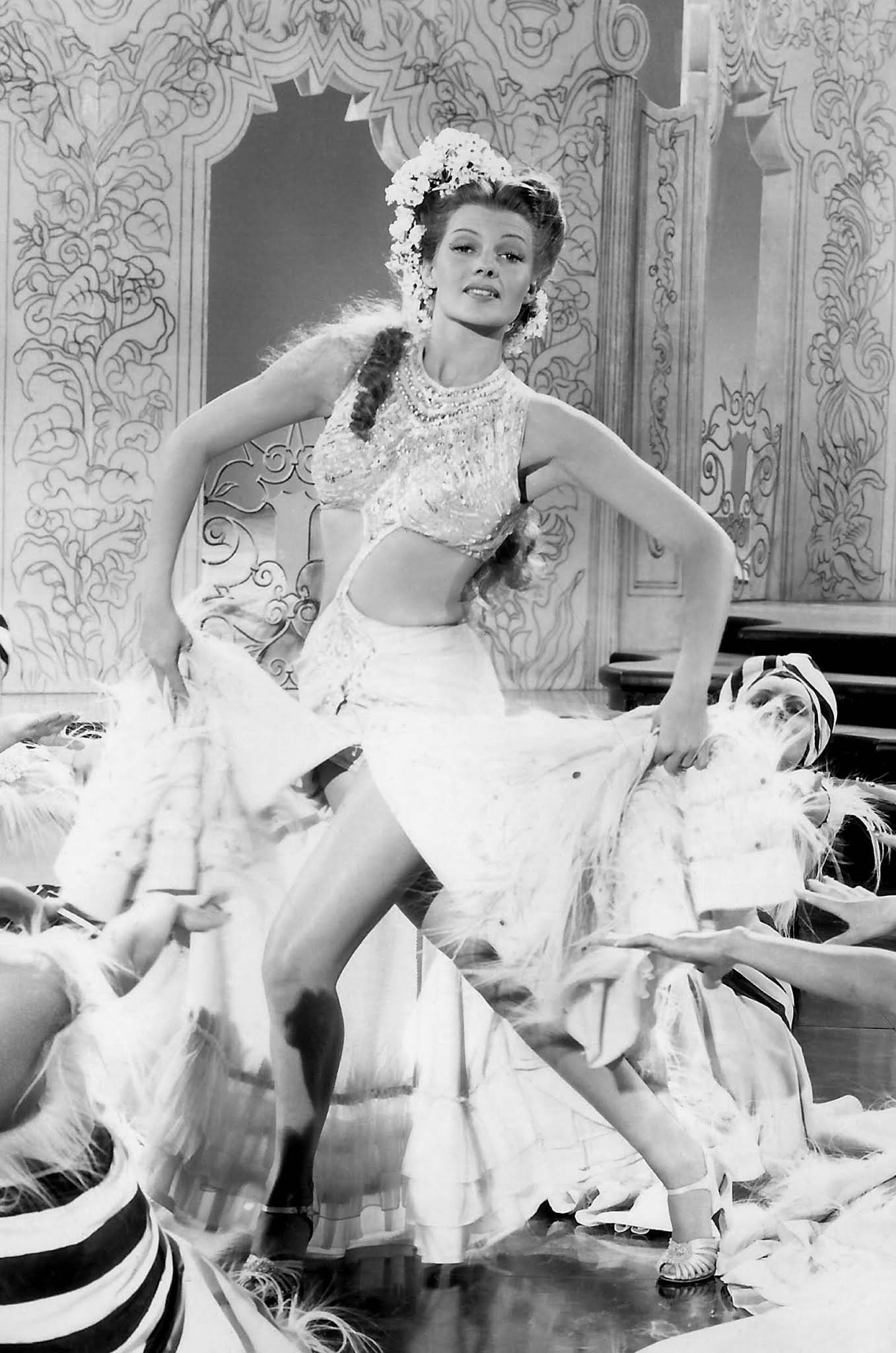 rita hayworth pin up