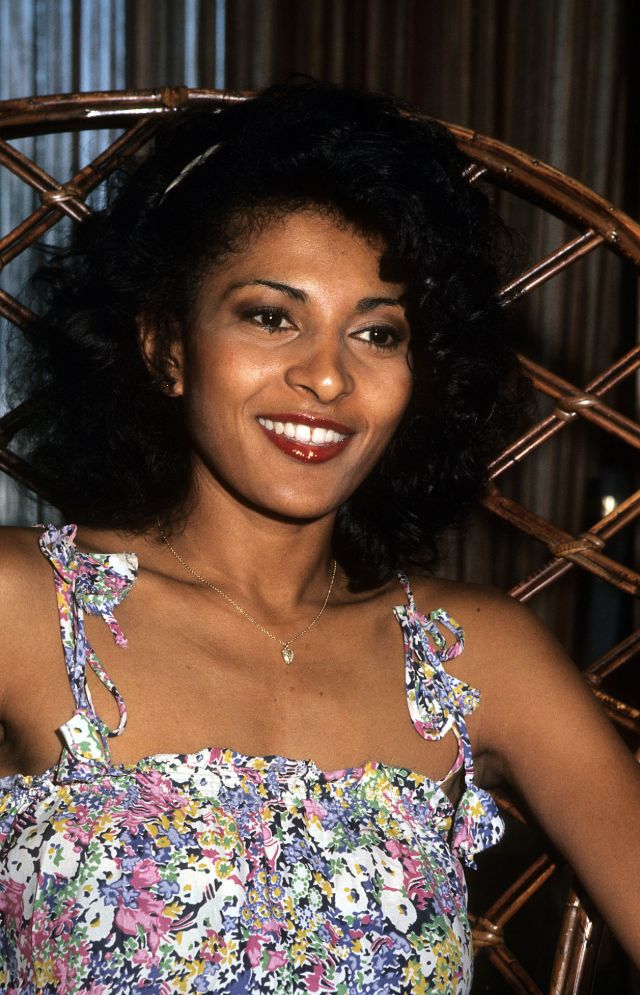 pam grier photos