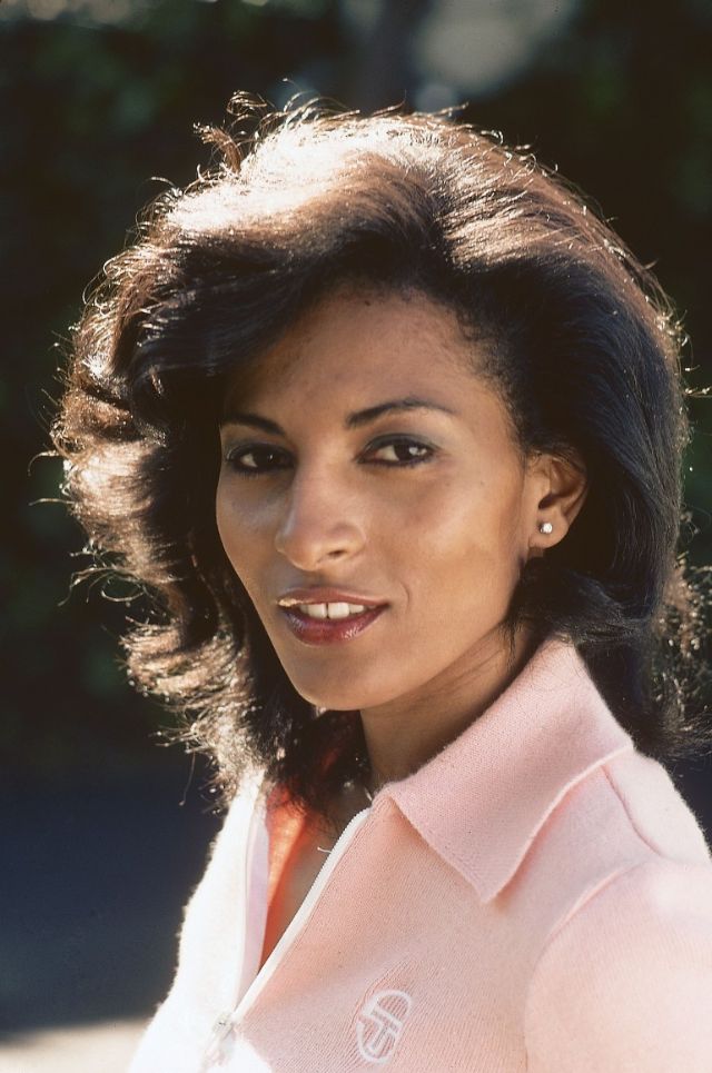 pam grier photos