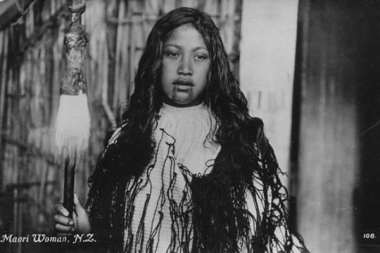 maori women ta moko tattoo