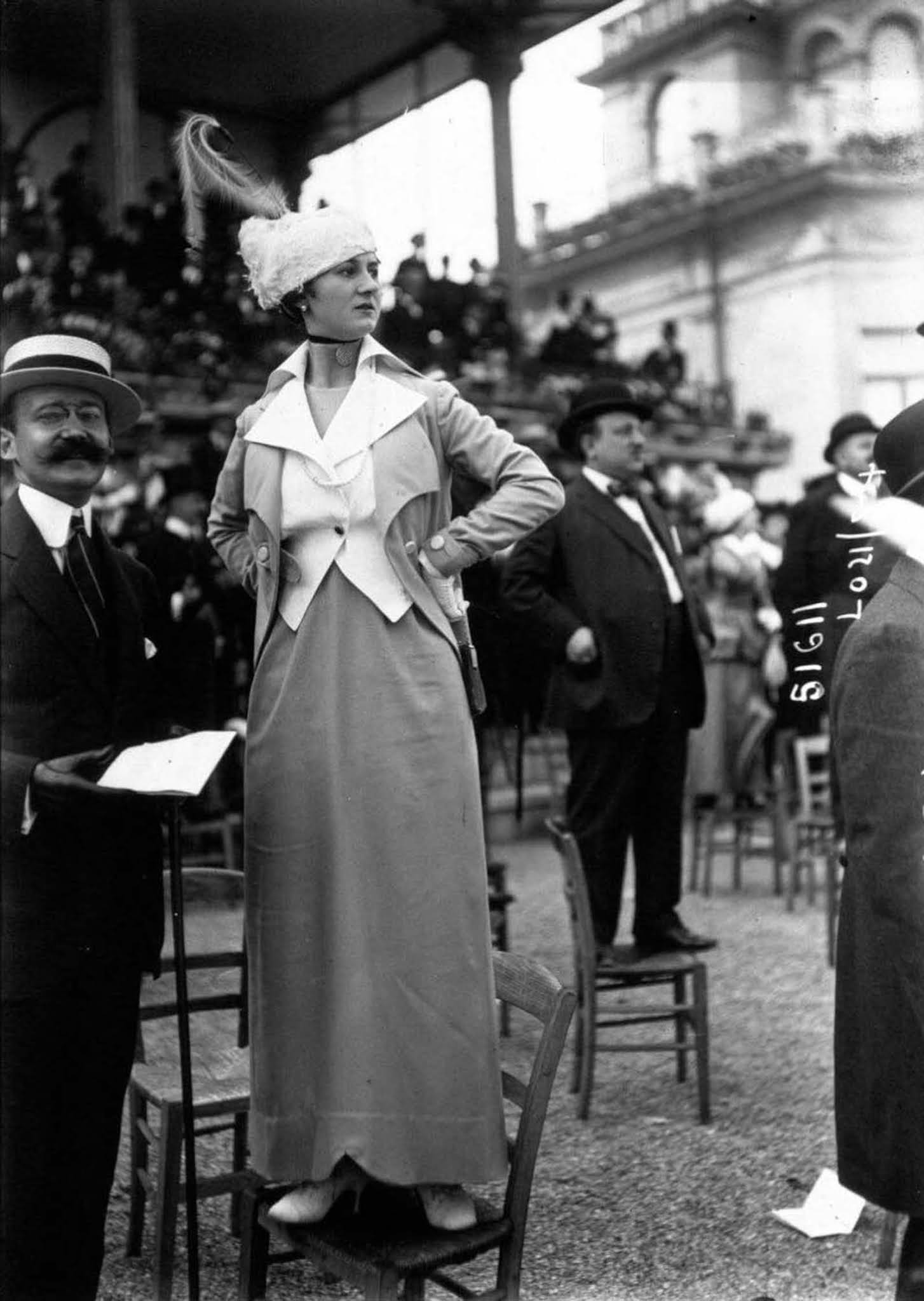 french fashion old street style photographs
