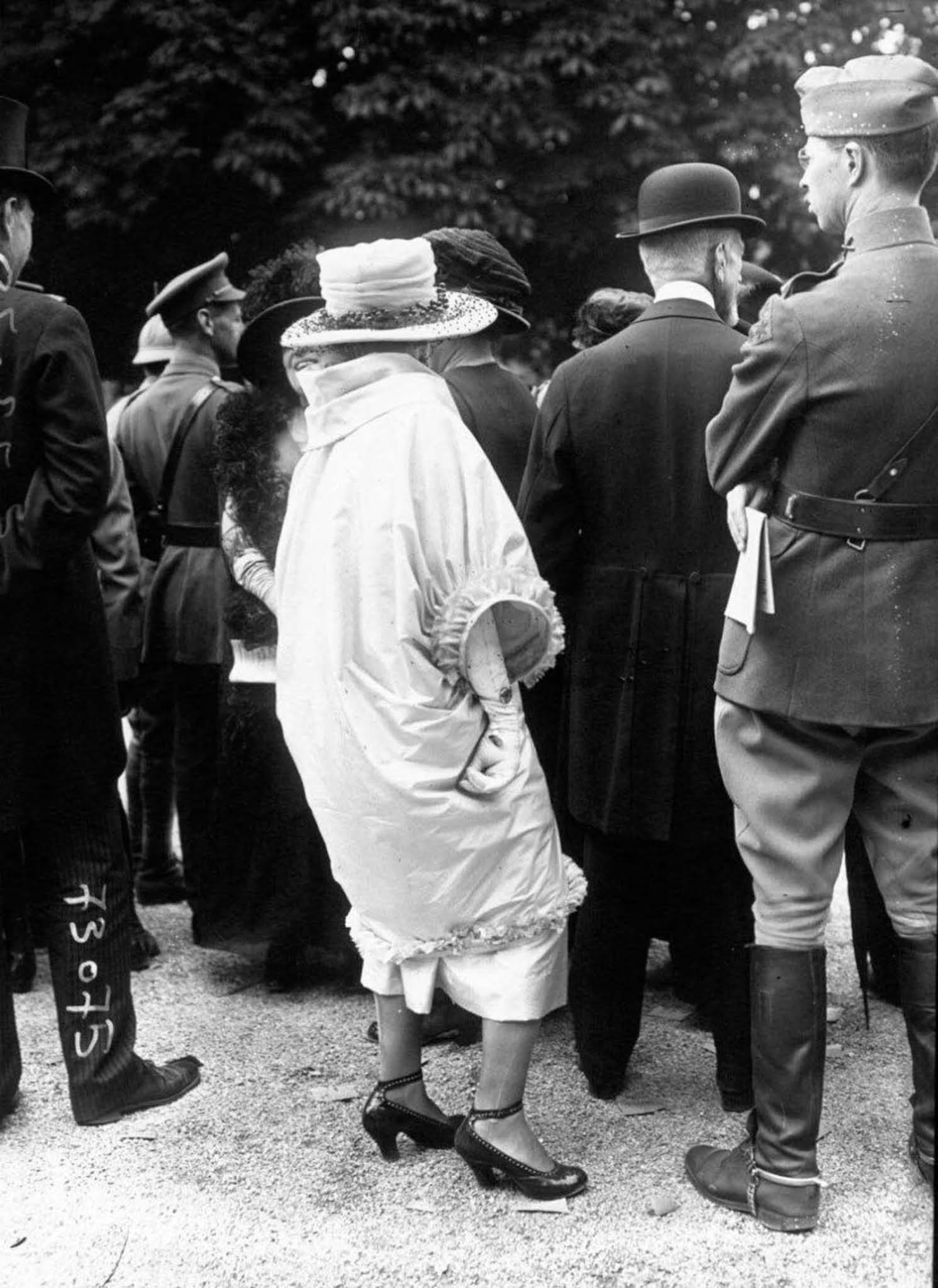 french fashion old street style photographs