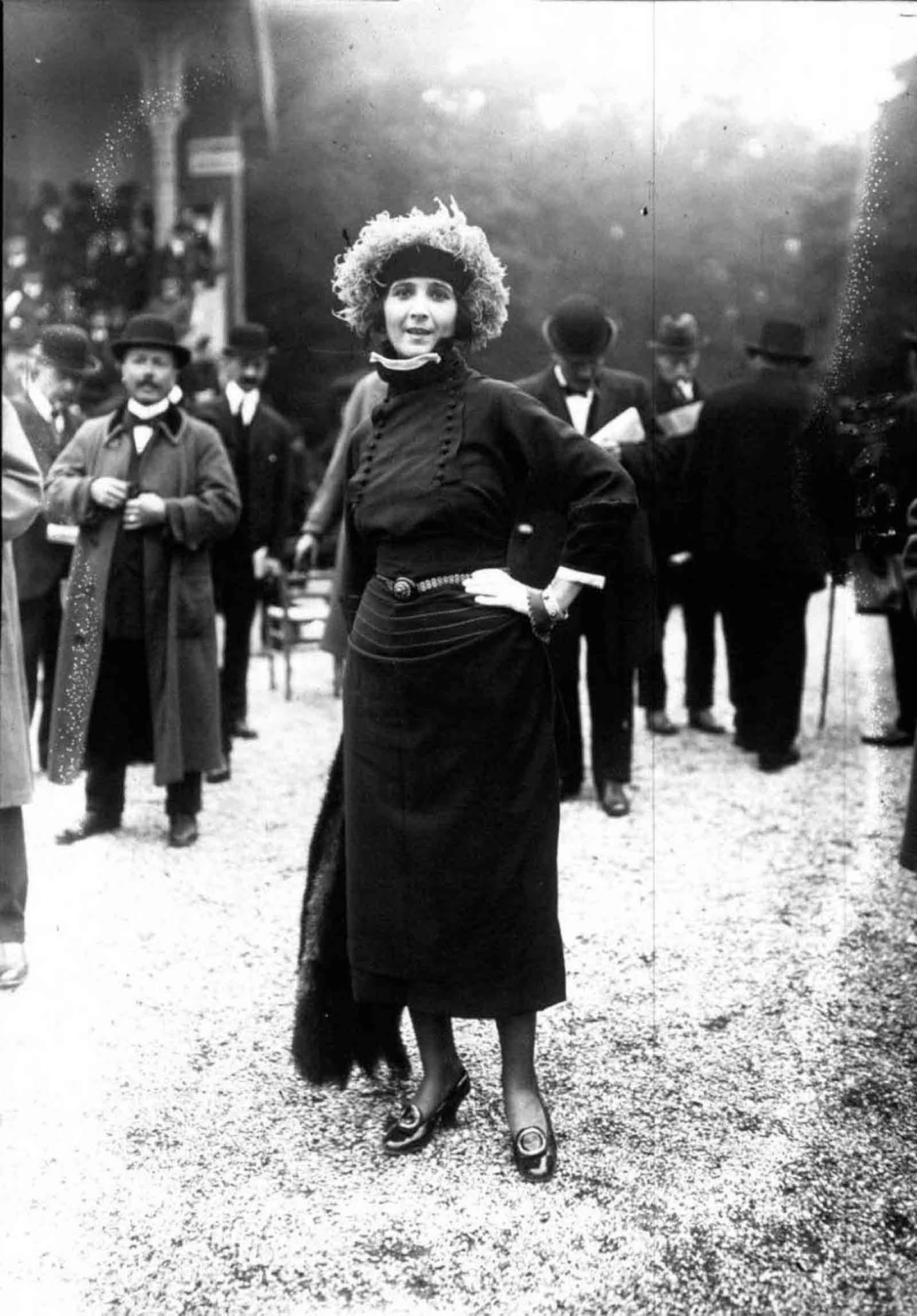 french fashion old street style photographs