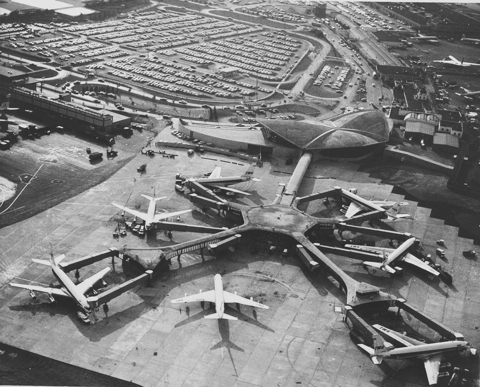 twa flight center photographs