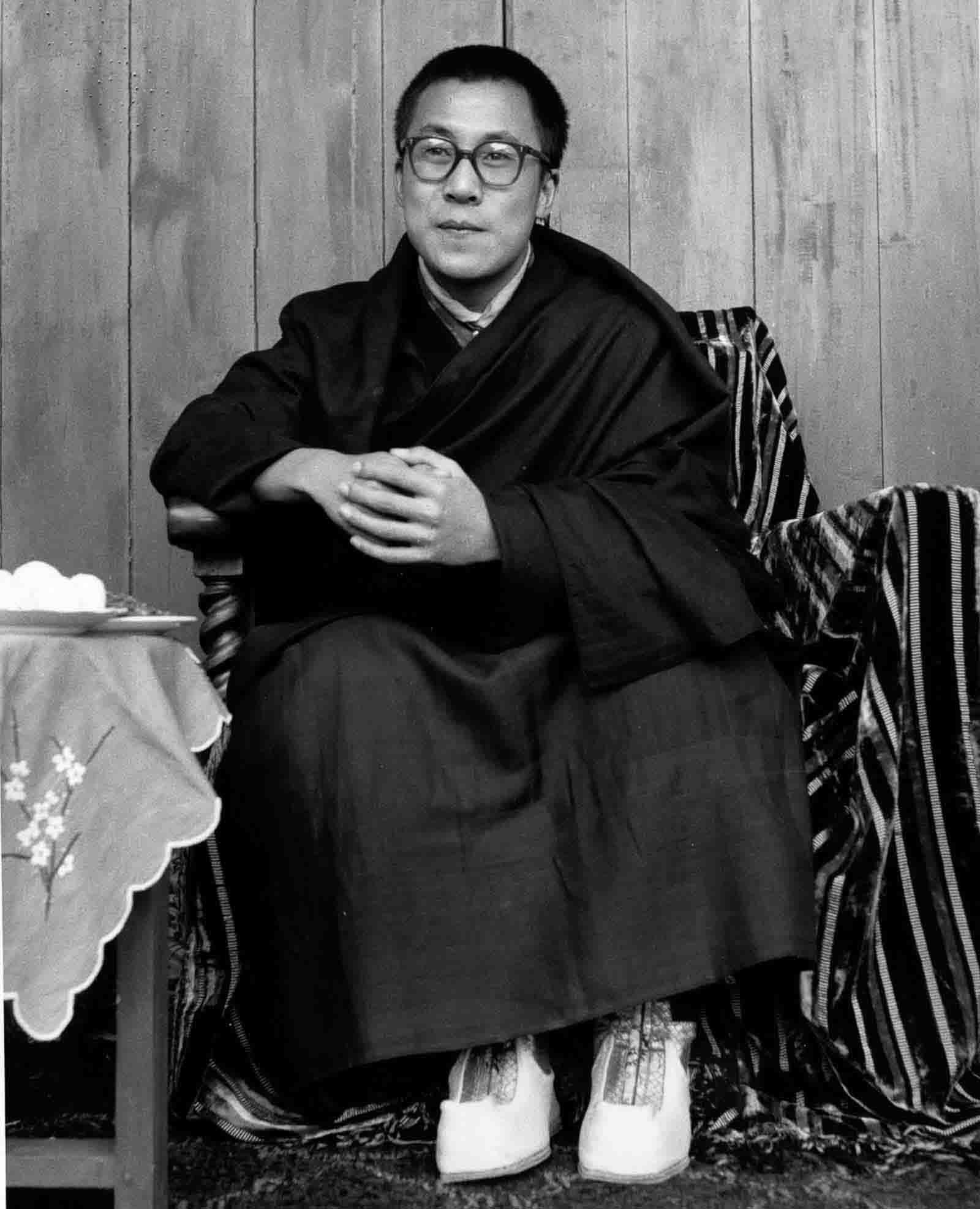 young dalai lama photographs