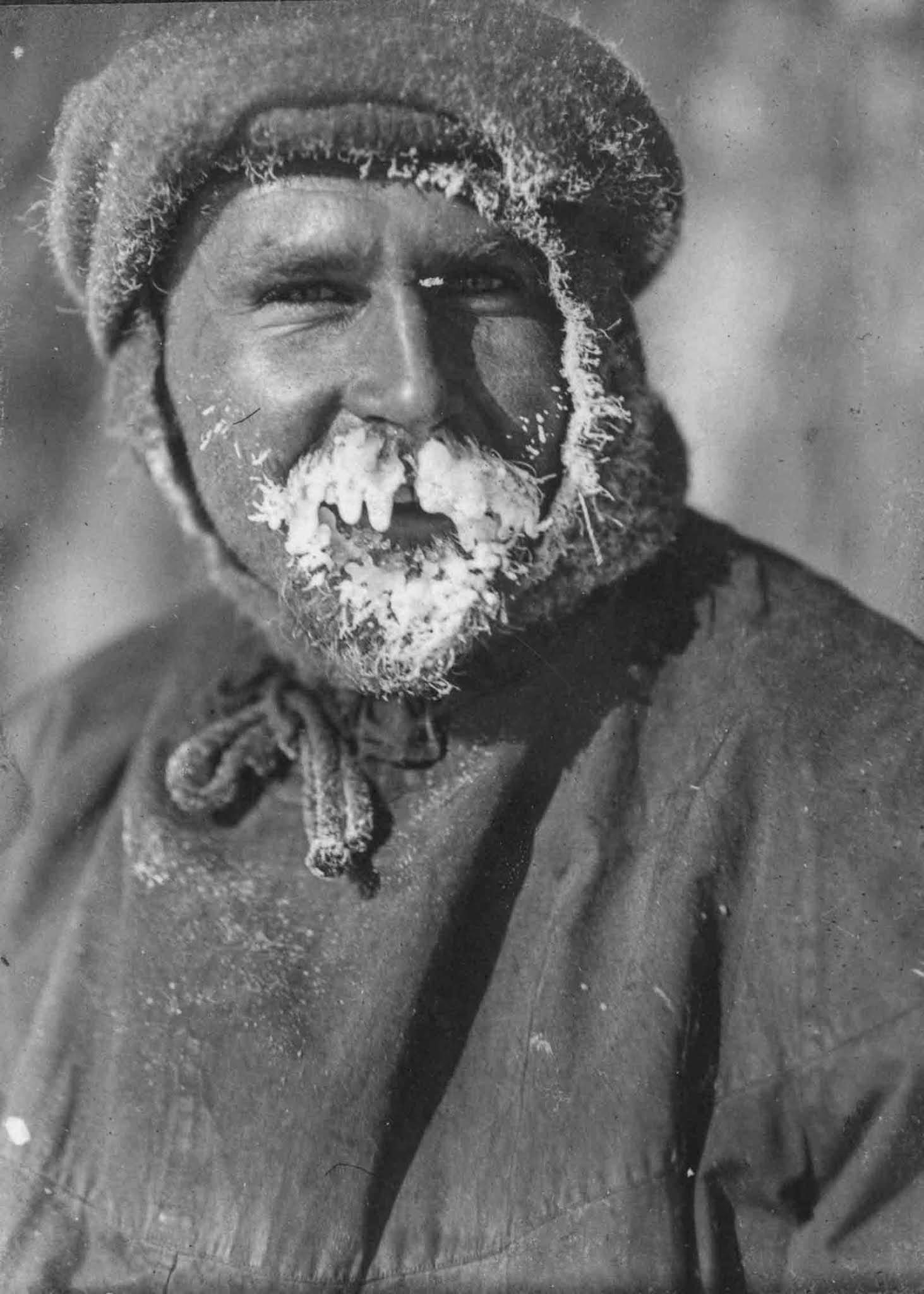 Shackleton Antarctica endurance photographs