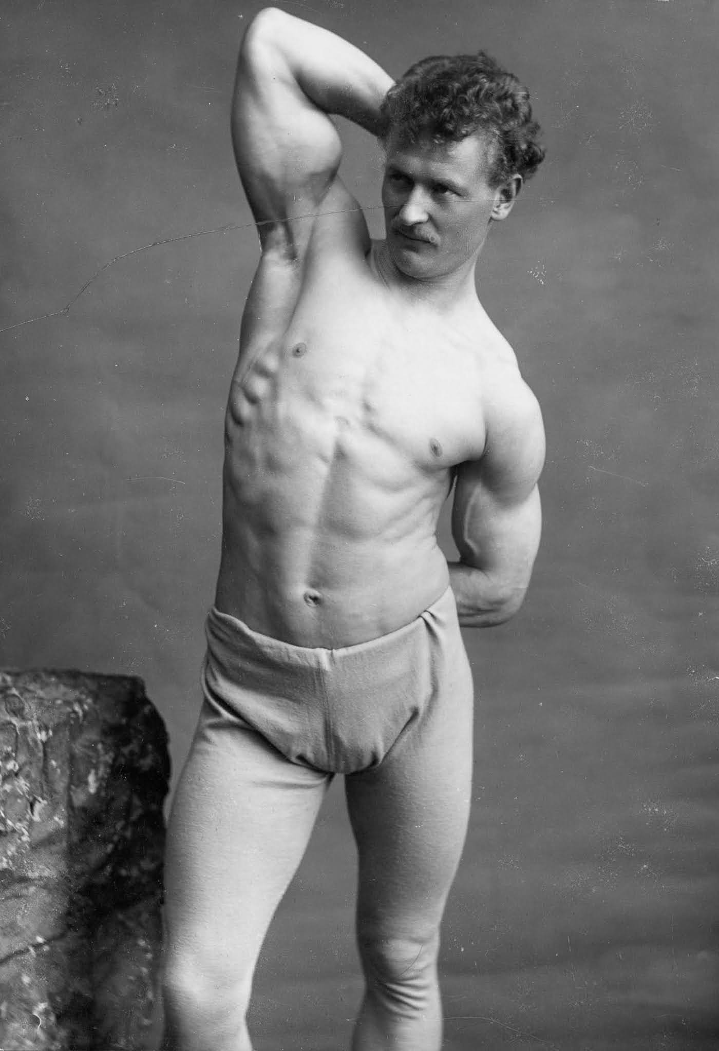 early strongmen photographs