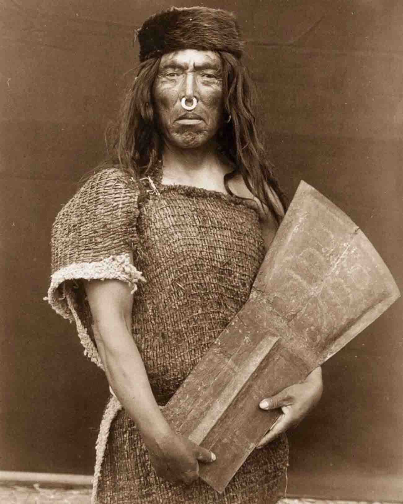 kwakwaka wakw edward curtis photographs