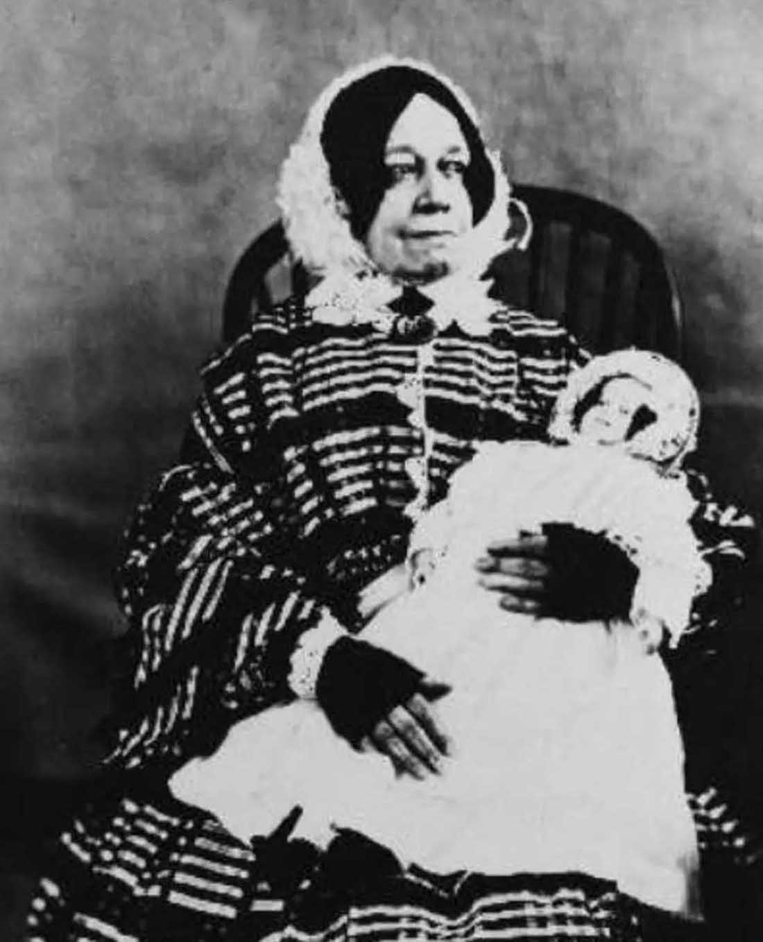 lunatic asylum portraits vintage photos