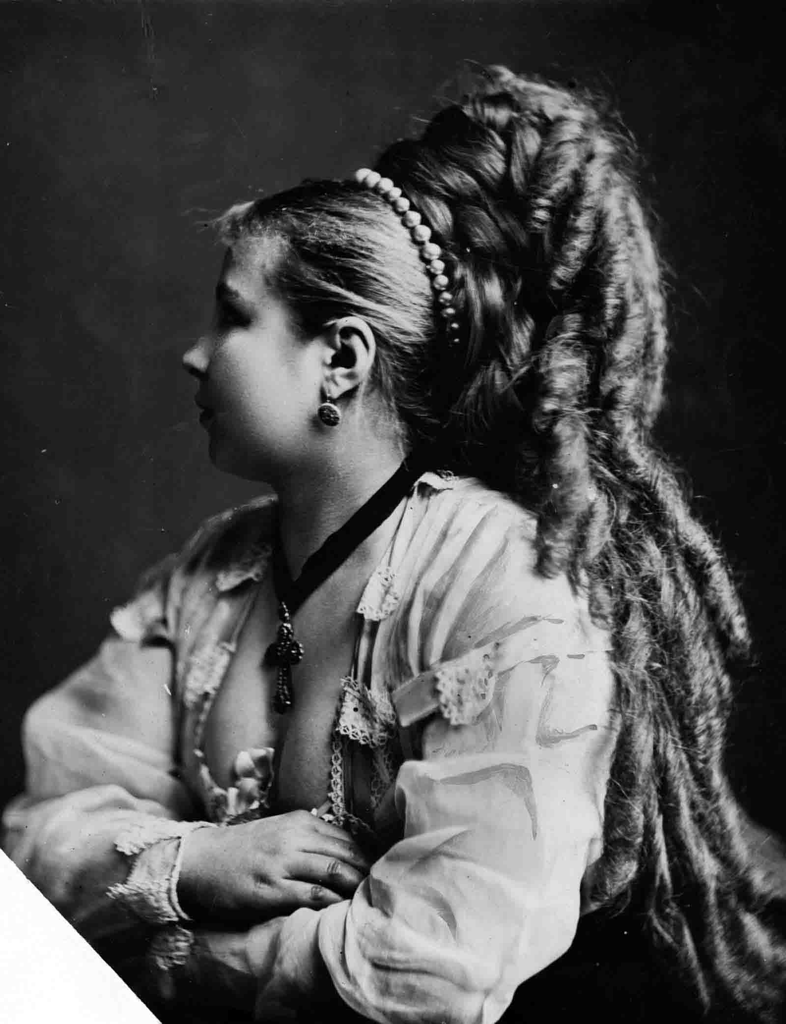  victorian long hair photos