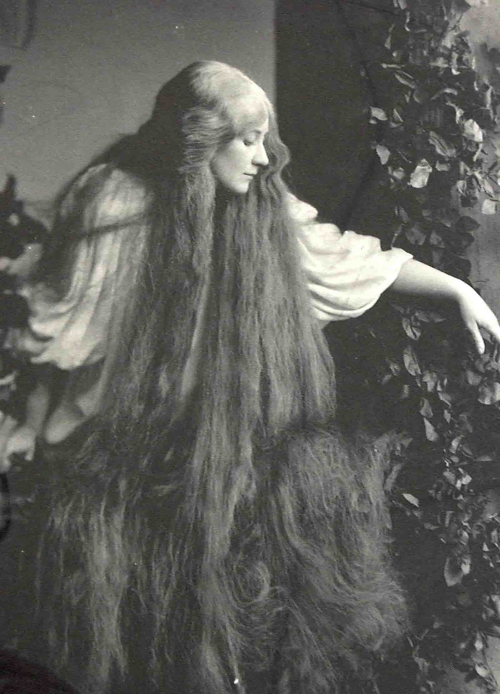  victorian long hair photos