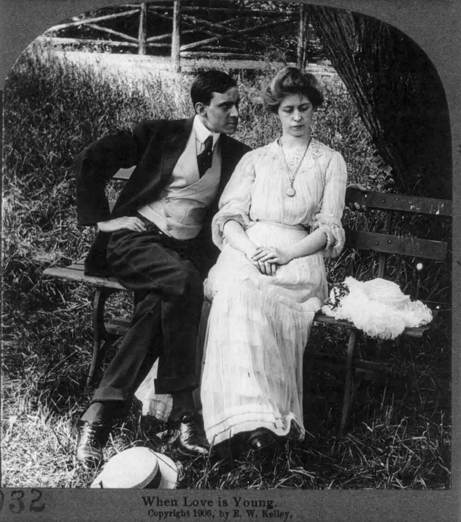courtship naughty stereo cards