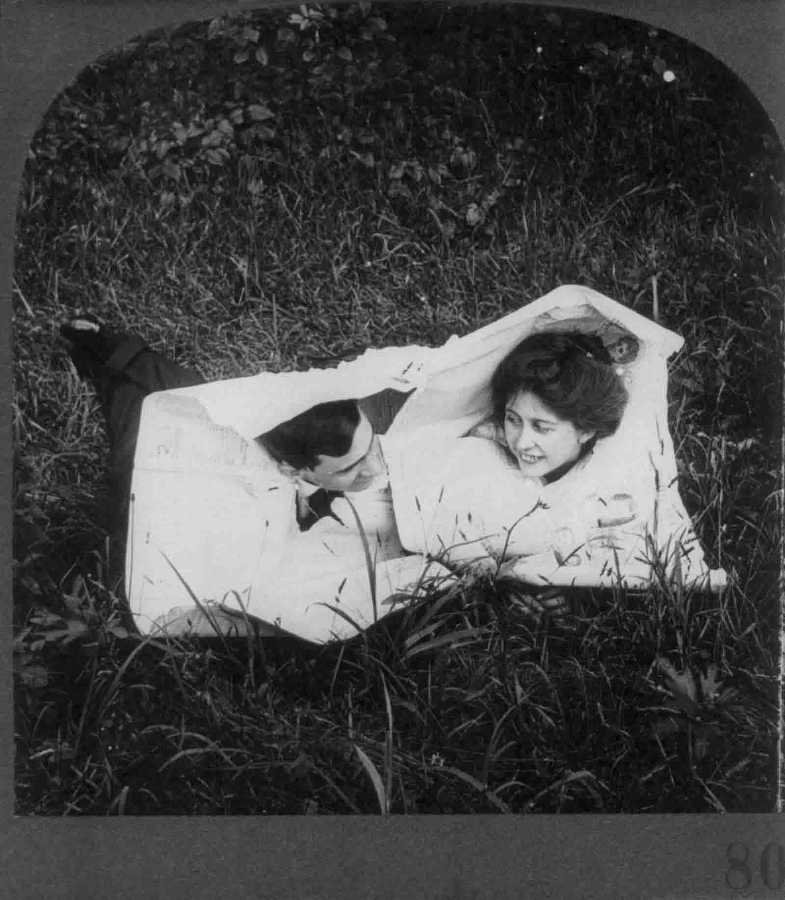 courtship naughty stereo cards