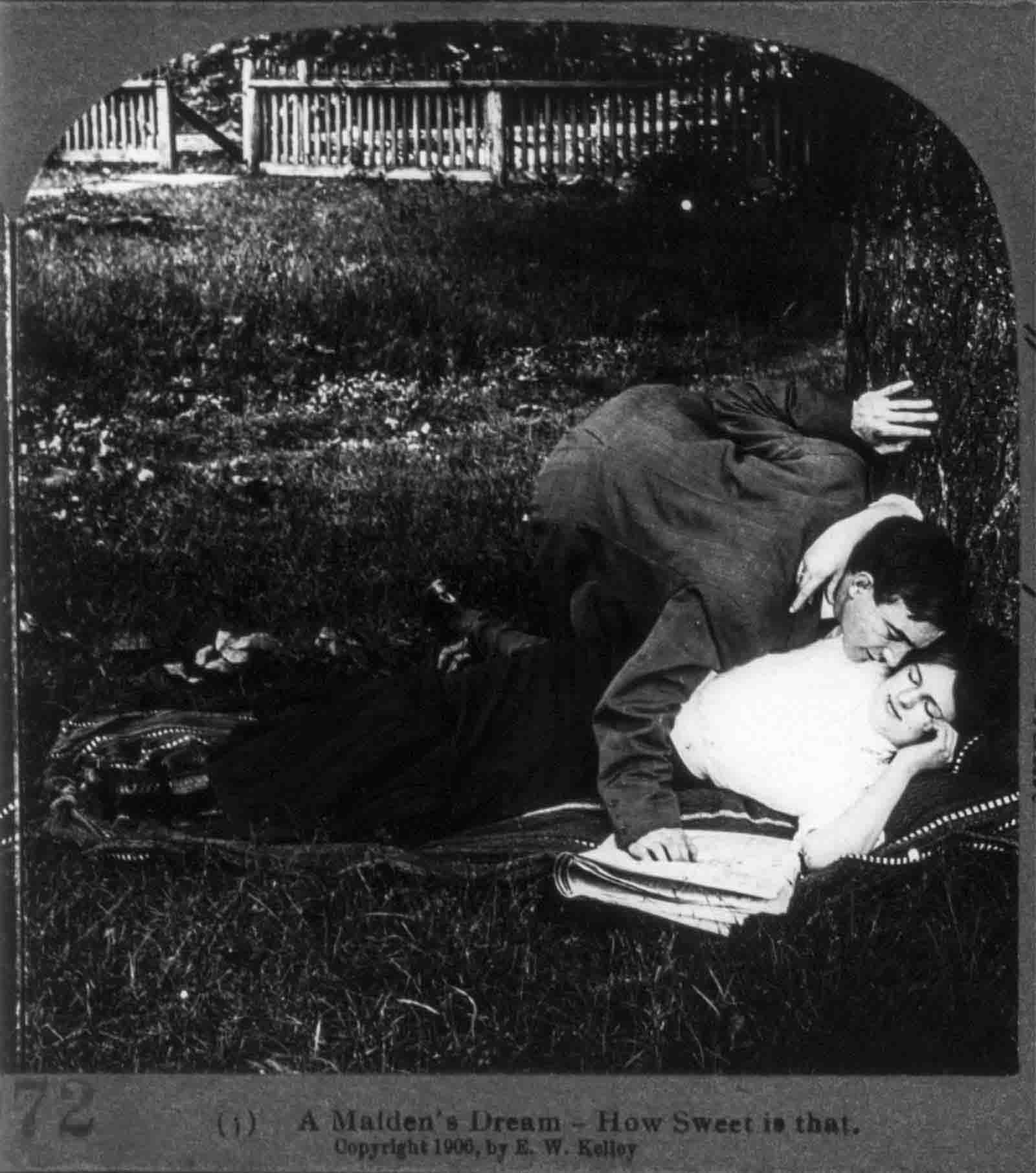 courtship naughty stereo cards