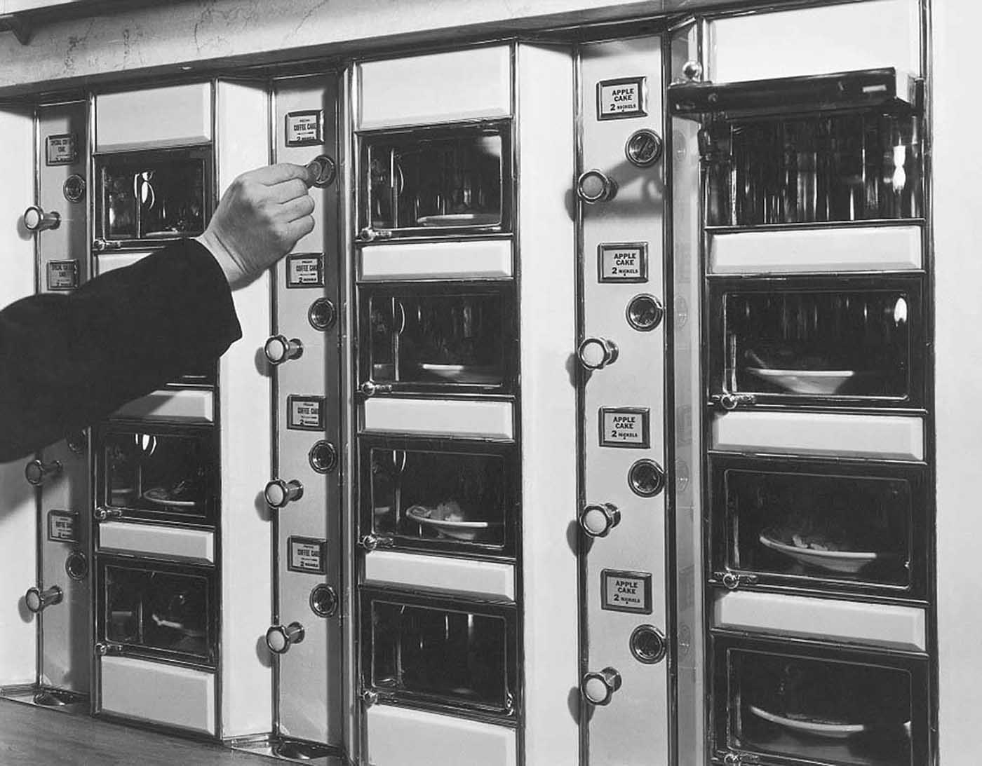 vending machines vintage pictures