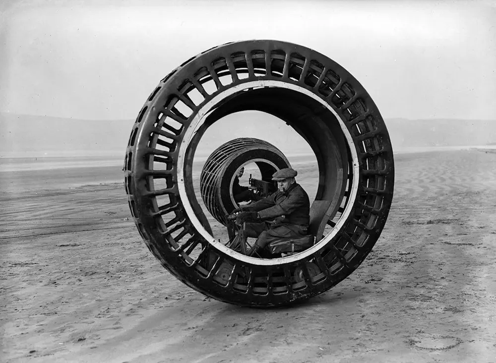 monowheel historical photos