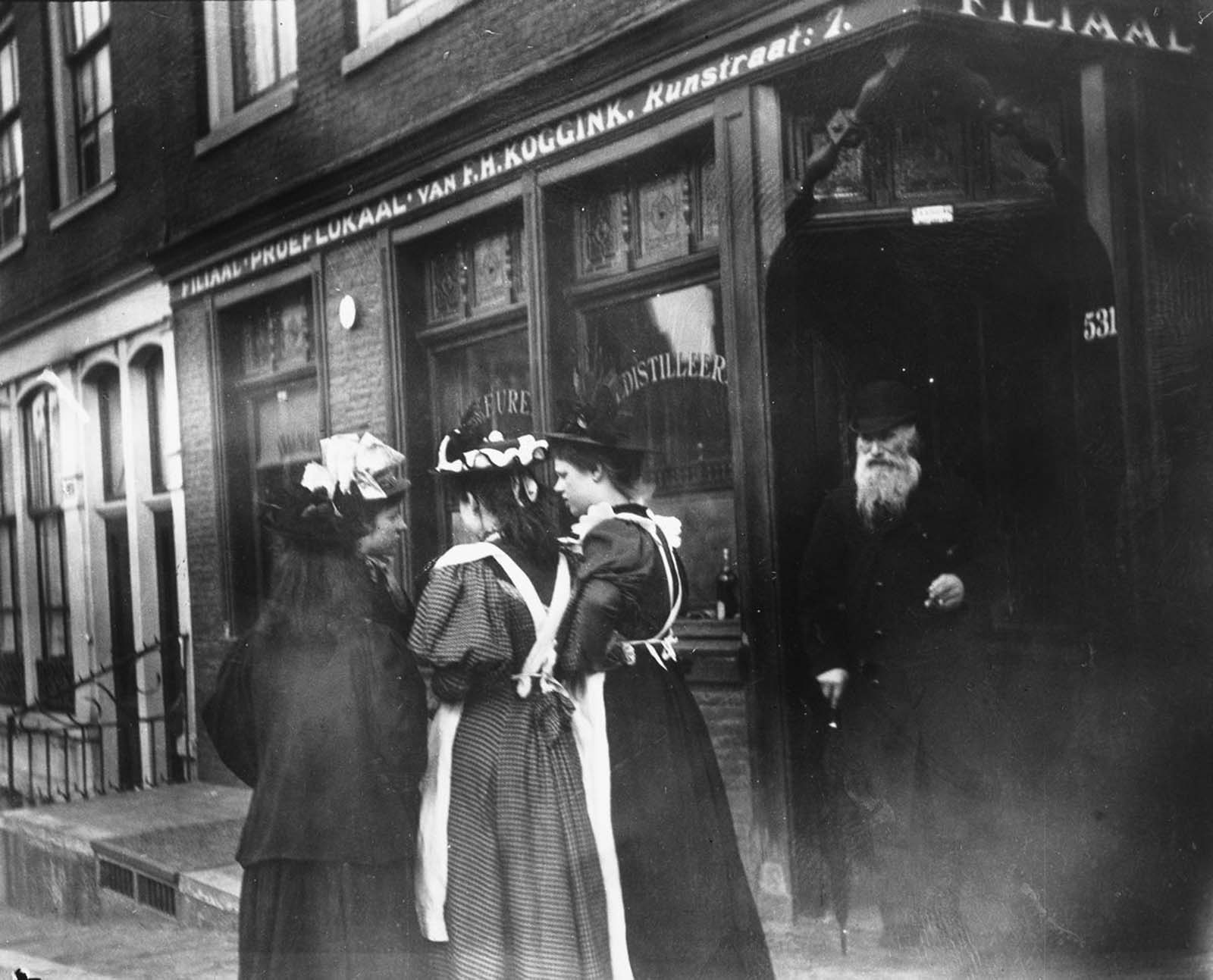 amsterdam photographs george hendrik breitner