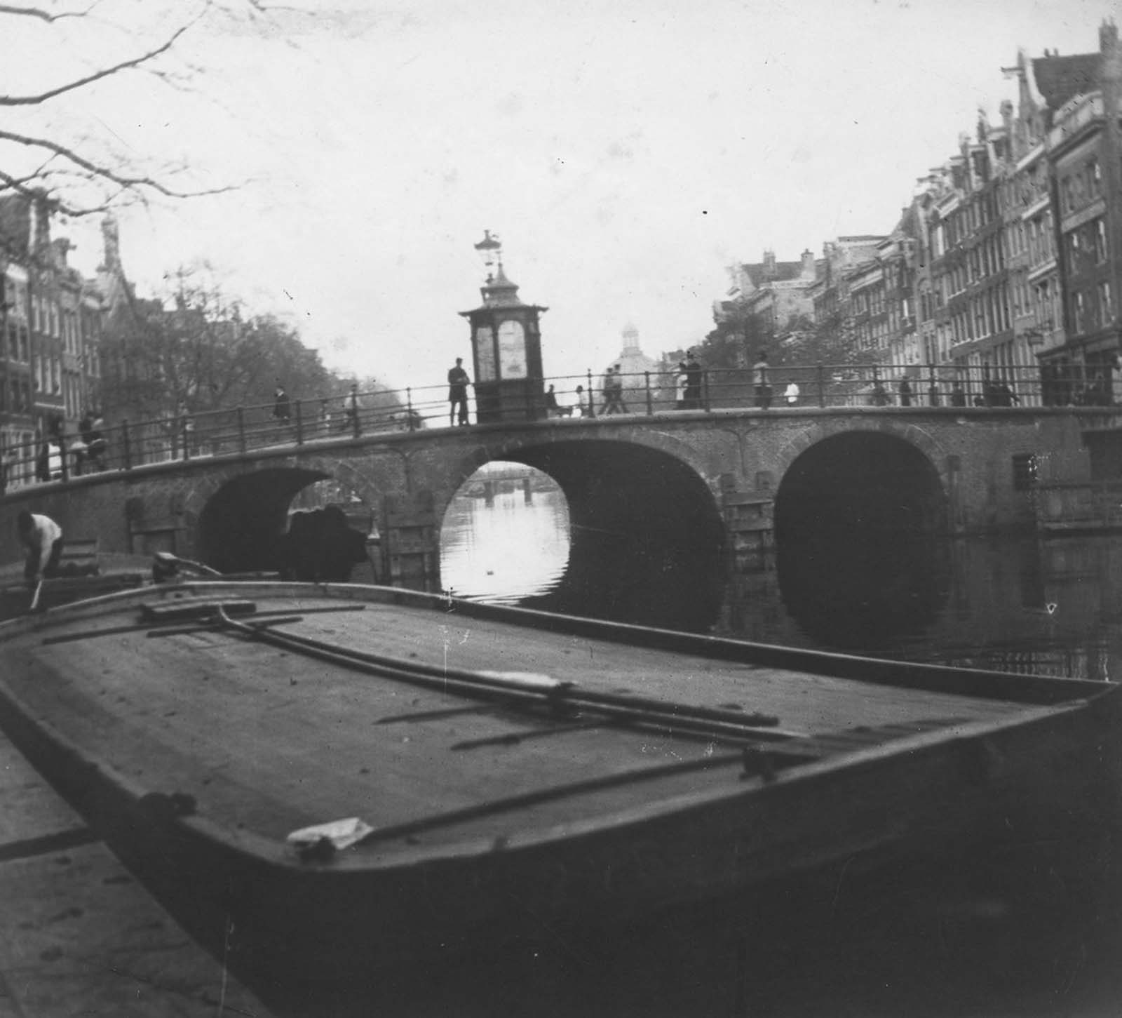 amsterdam photographs george hendrik breitner