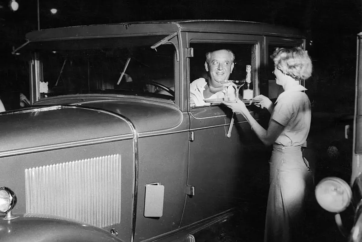drive-in restaurants vintage photos