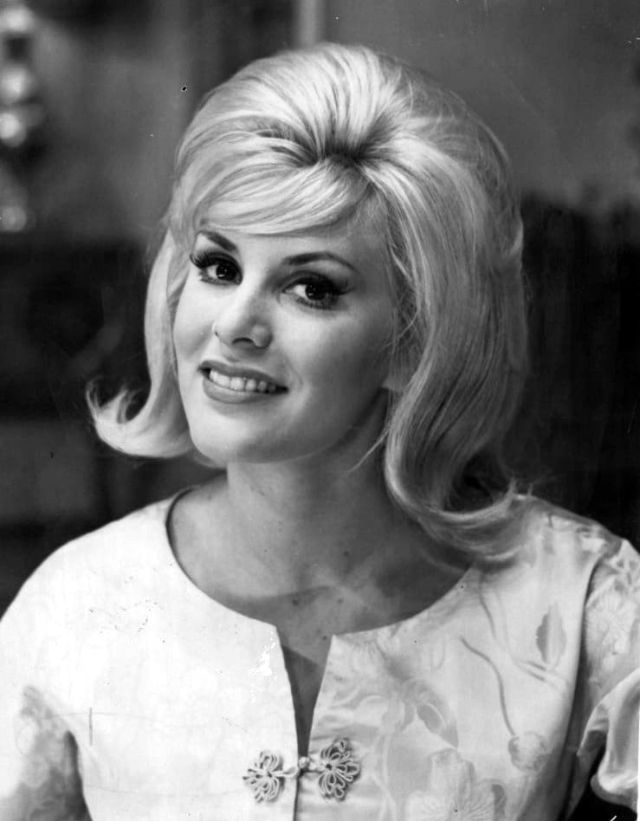 Glamorous Photos of June Wilkinson