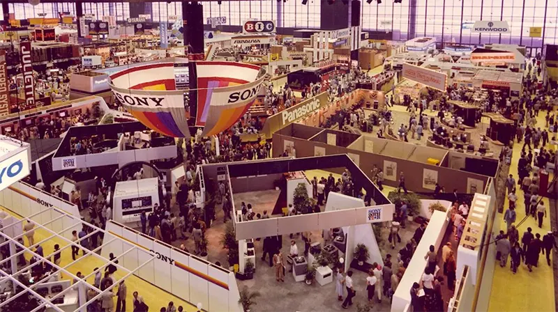 Consumer Electronics Show in Old Photos