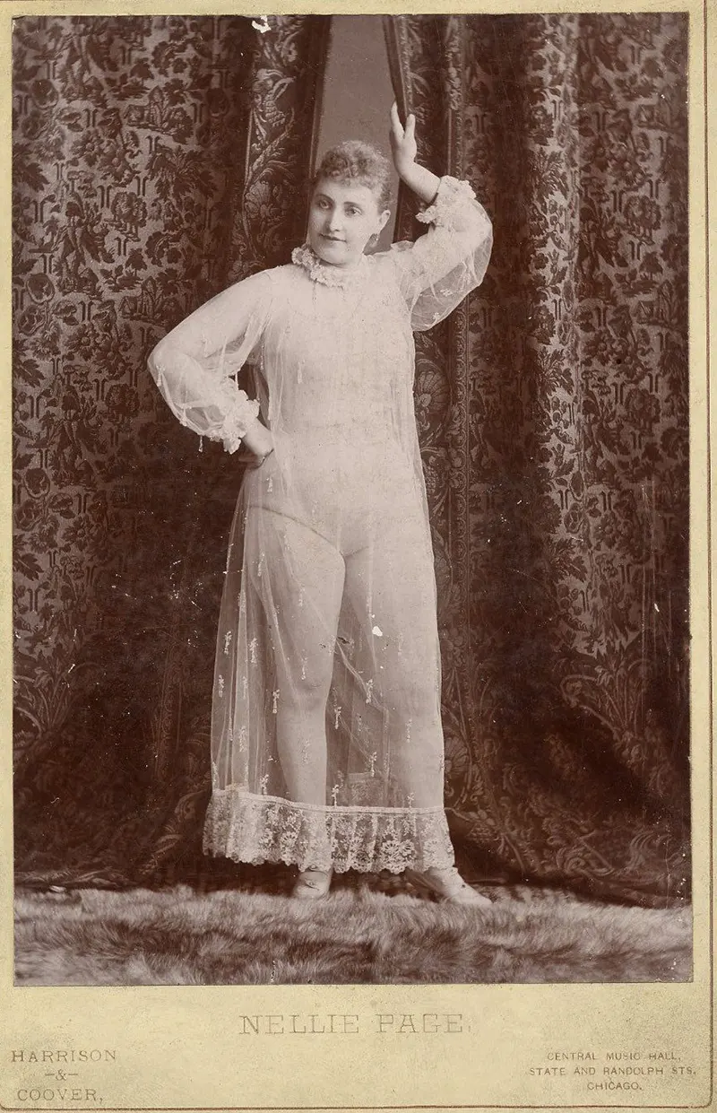 Victorian burlesque dancers photos