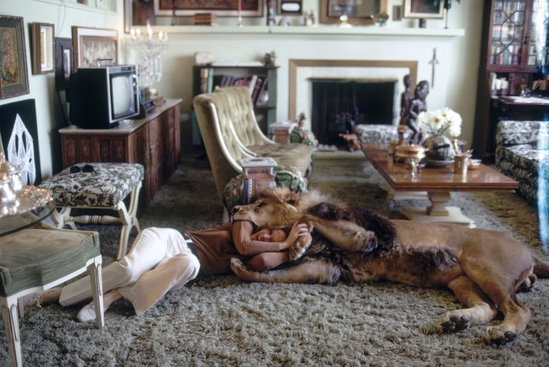 Neil the lion photos Tippi Hedren and Melanie Griffith