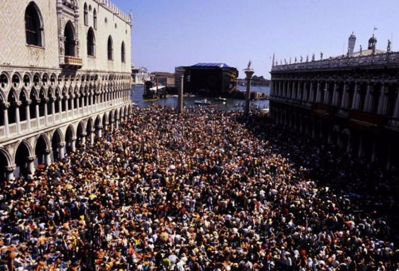 pink floyd concert venice photos