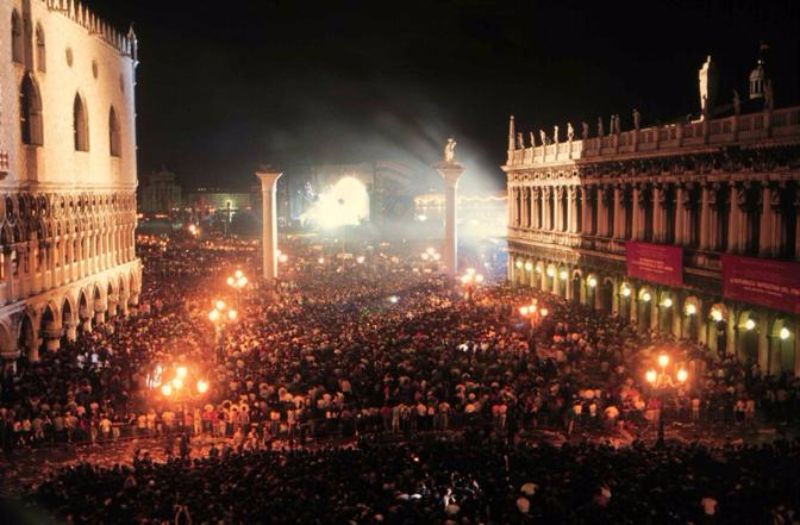 pink floyd concert venice photos