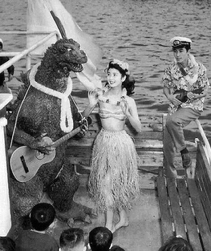Godzilla behind the scene photos