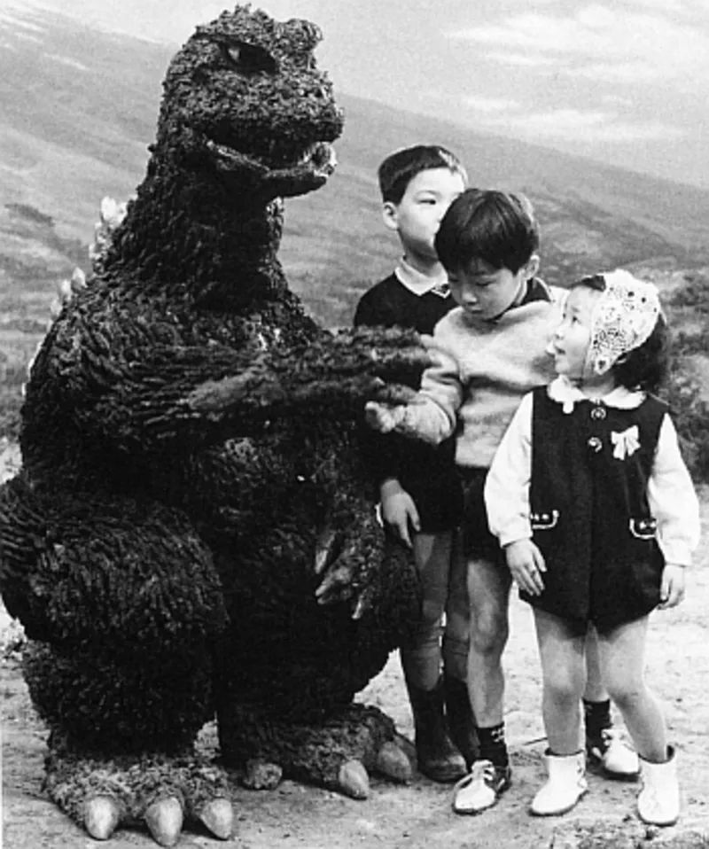 Godzilla behind the scene photos