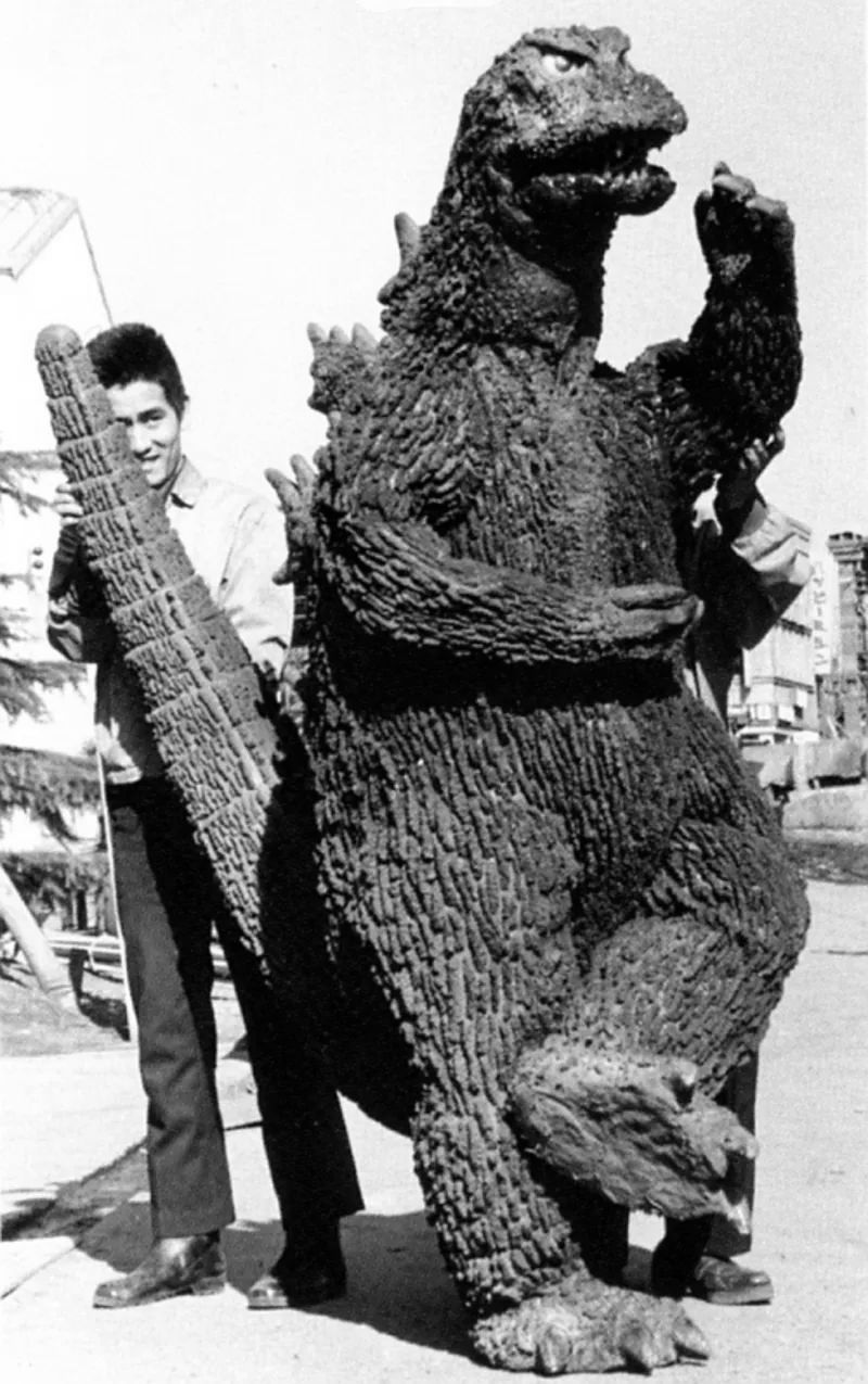 Godzilla behind the scene photos