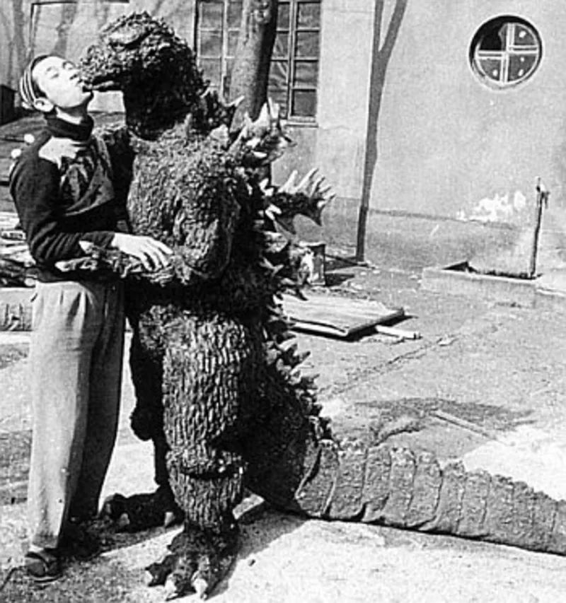 Godzilla behind the scene photos