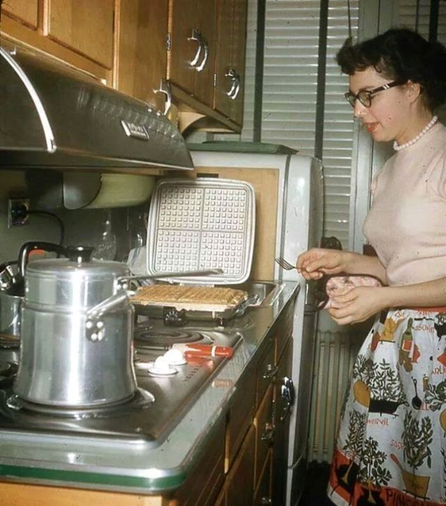 Kitchen Designs from the 1960s