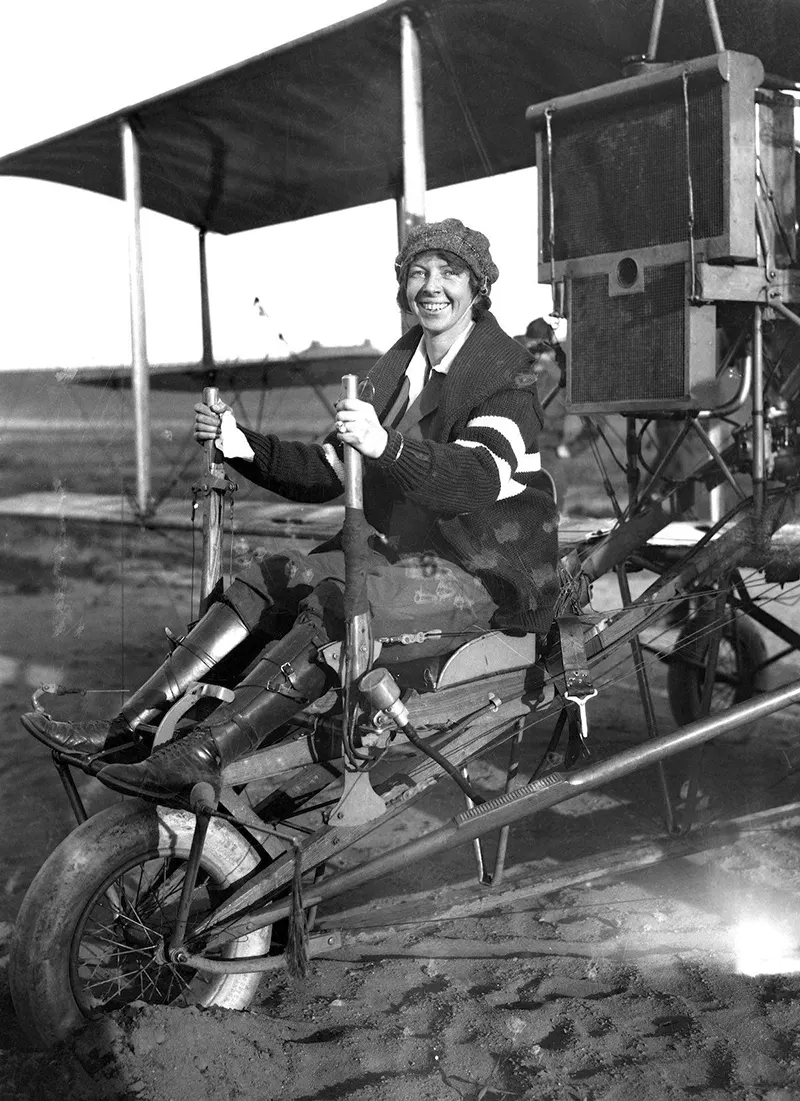 women aviators vintage photos