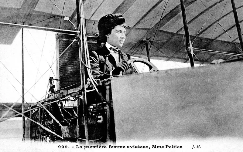 women aviators vintage photos