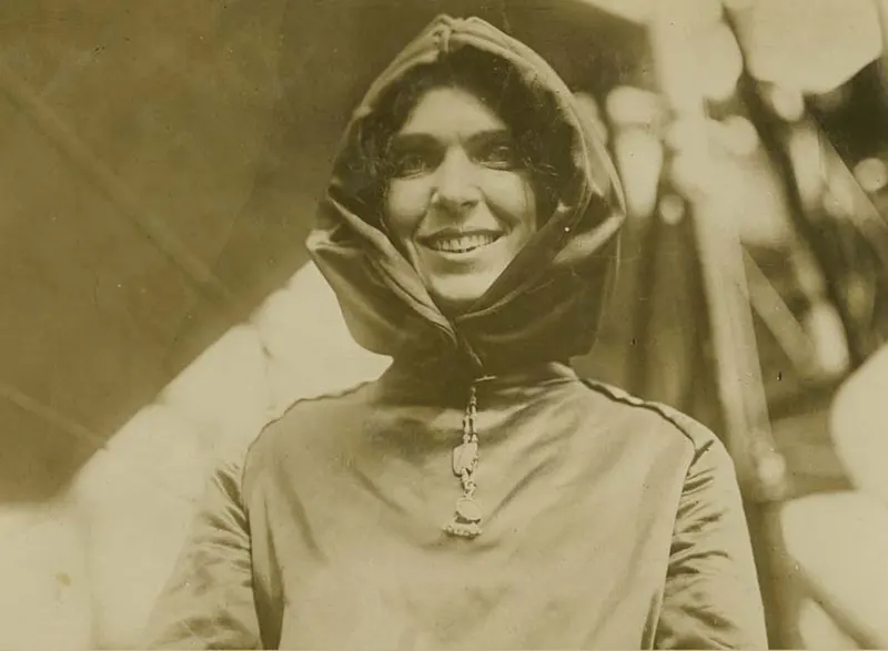 women aviators vintage photos