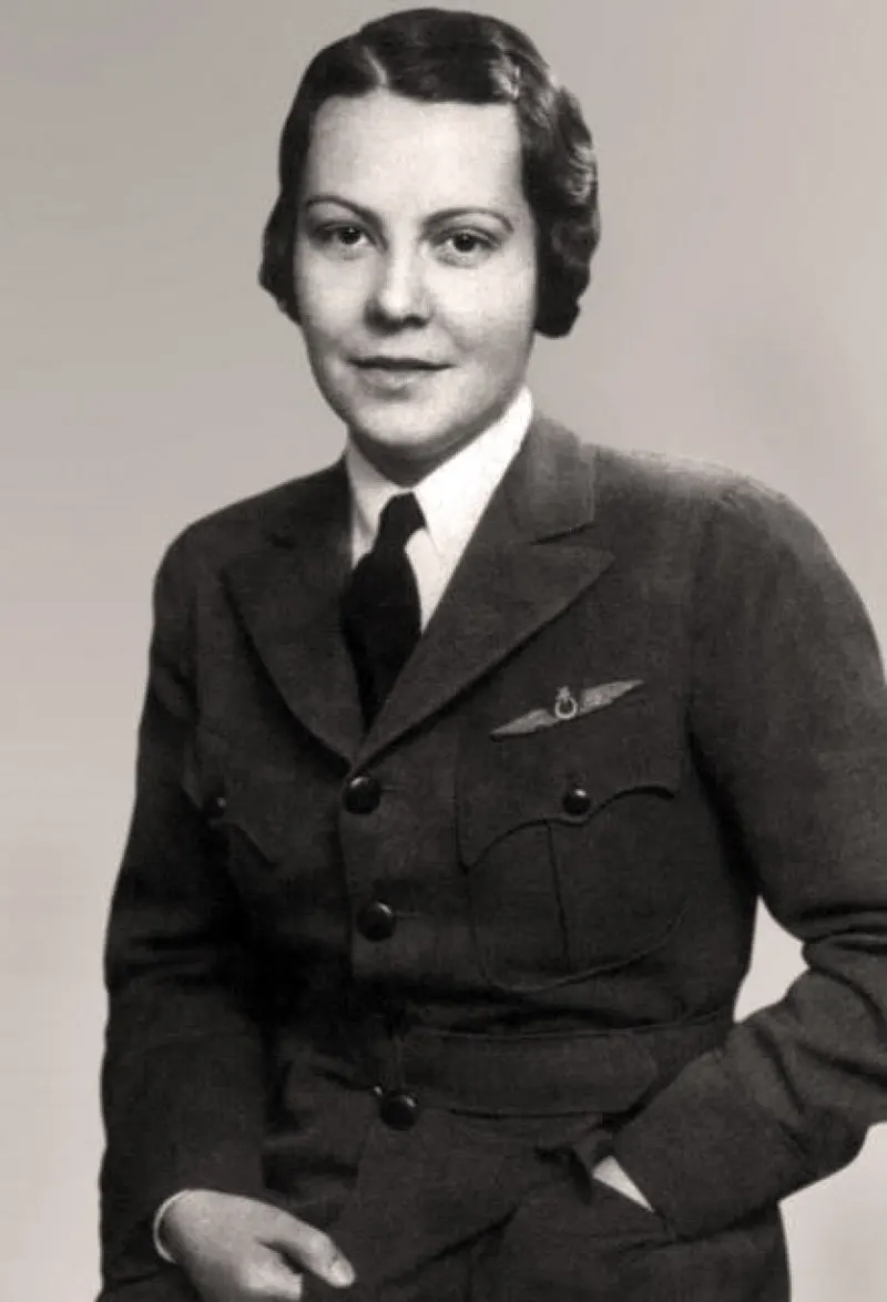 women aviators vintage photos