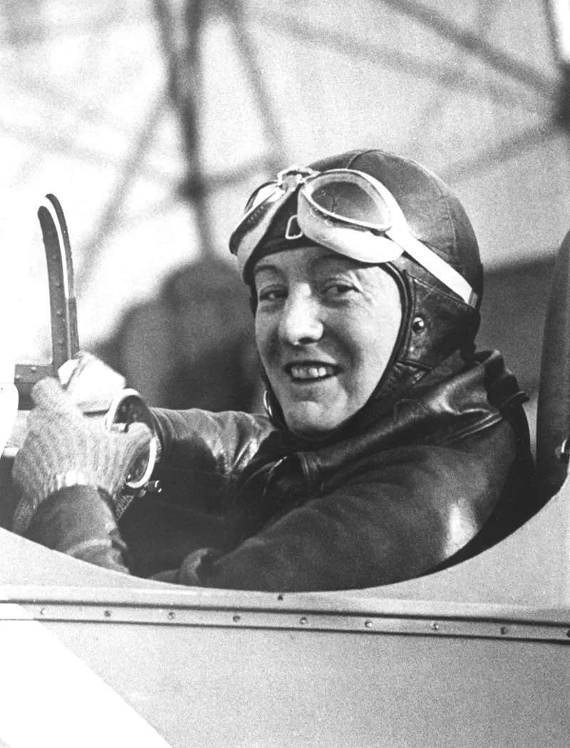 women aviators vintage photos