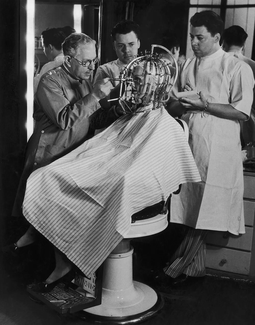 max factor beauty calibrator photos