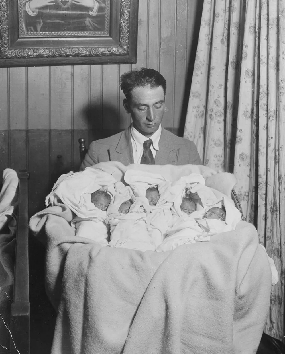 Dionne quintuplets photos