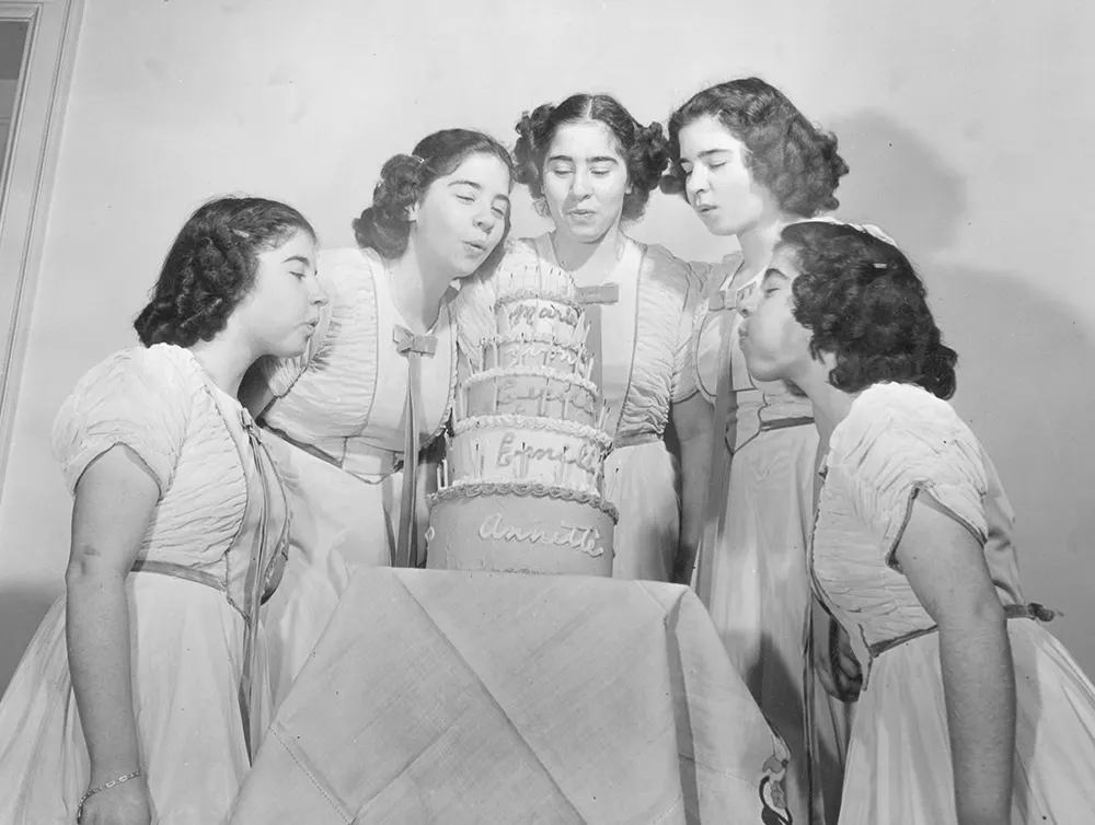 Dionne quintuplets photos
