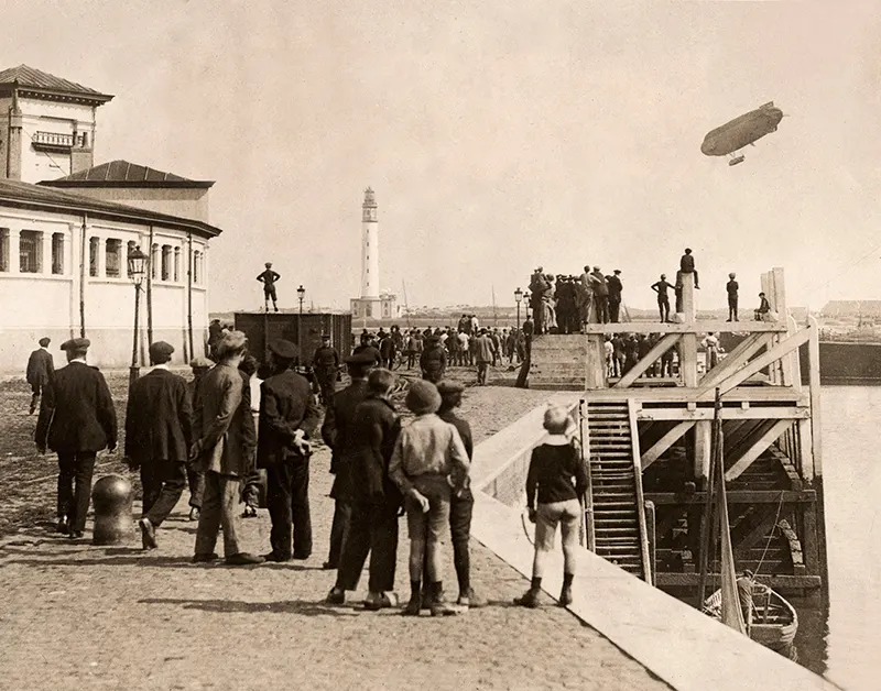 vintage bizarre historical photos