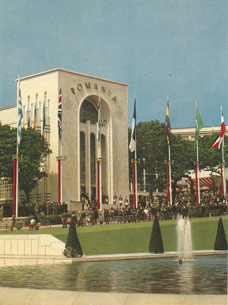 Paris World Expo of 1937 Old Photos