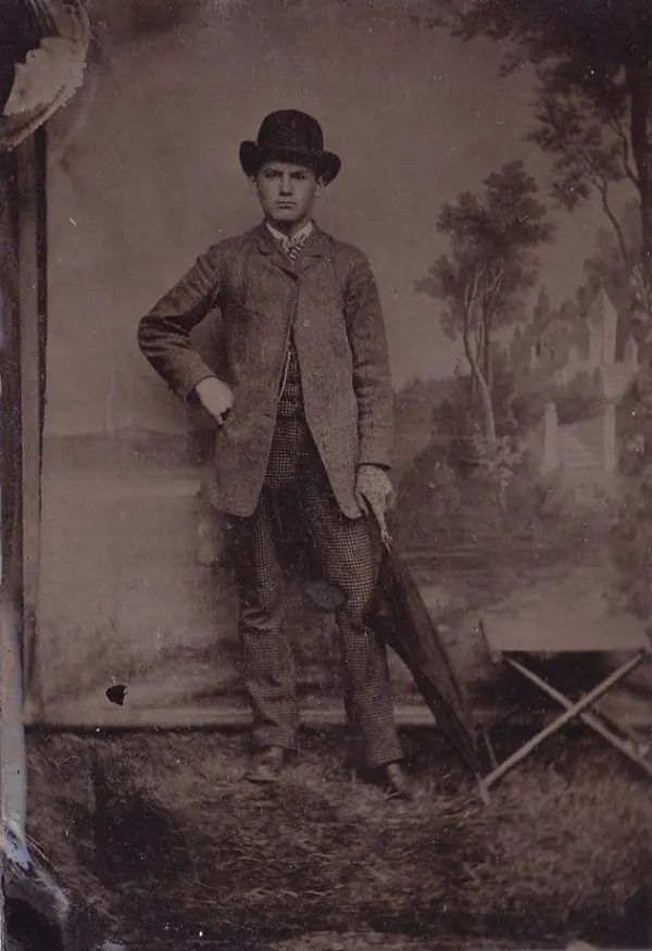 Victorian Young Men Fashion Dress Style