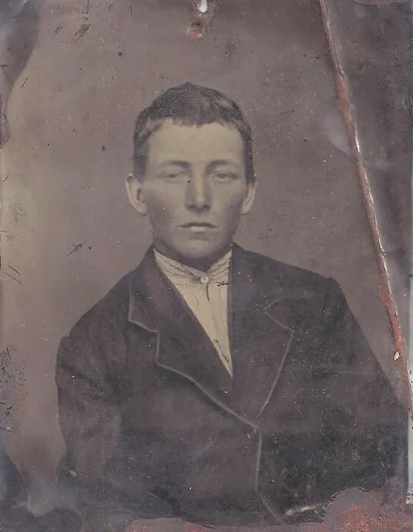 Victorian Young Men Fashion Dress Style