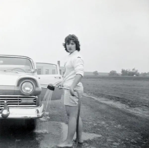 vintage photos teenage girls fashion 1950s