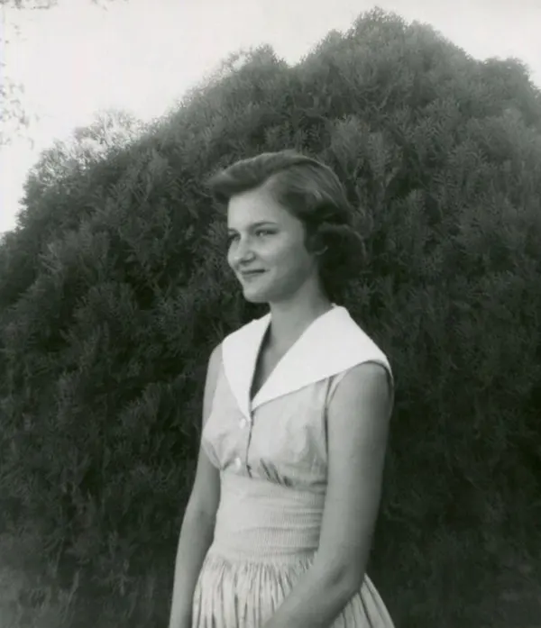vintage photos teenage girls fashion 1950s