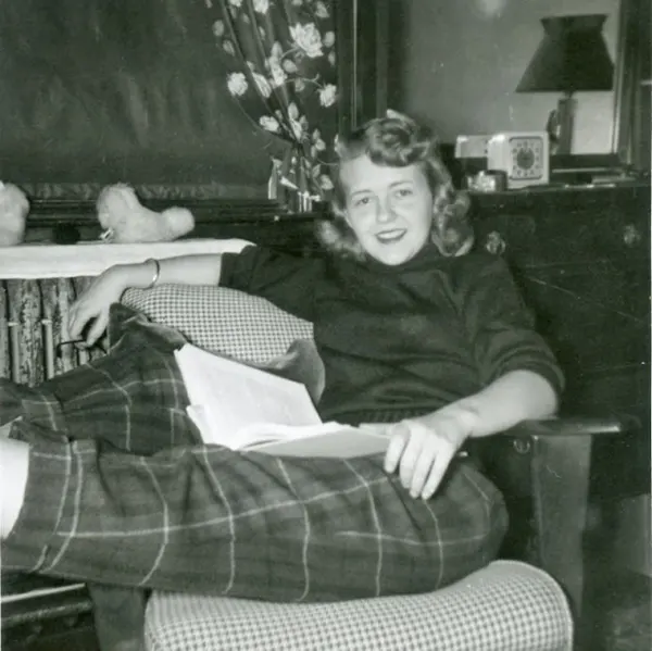 vintage photos teenage girls fashion 1950s