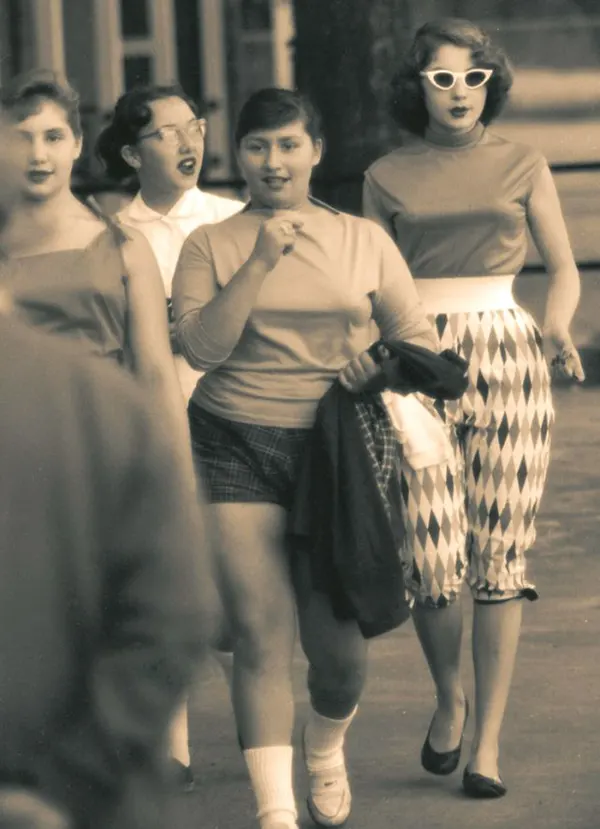 vintage photos teenage girls fashion 1950s